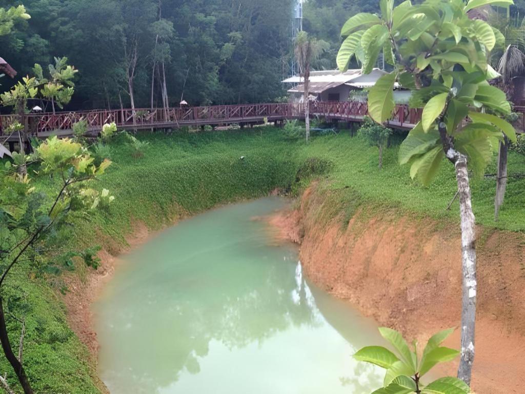 Burilamplai Resort Thung Yai Exteriör bild