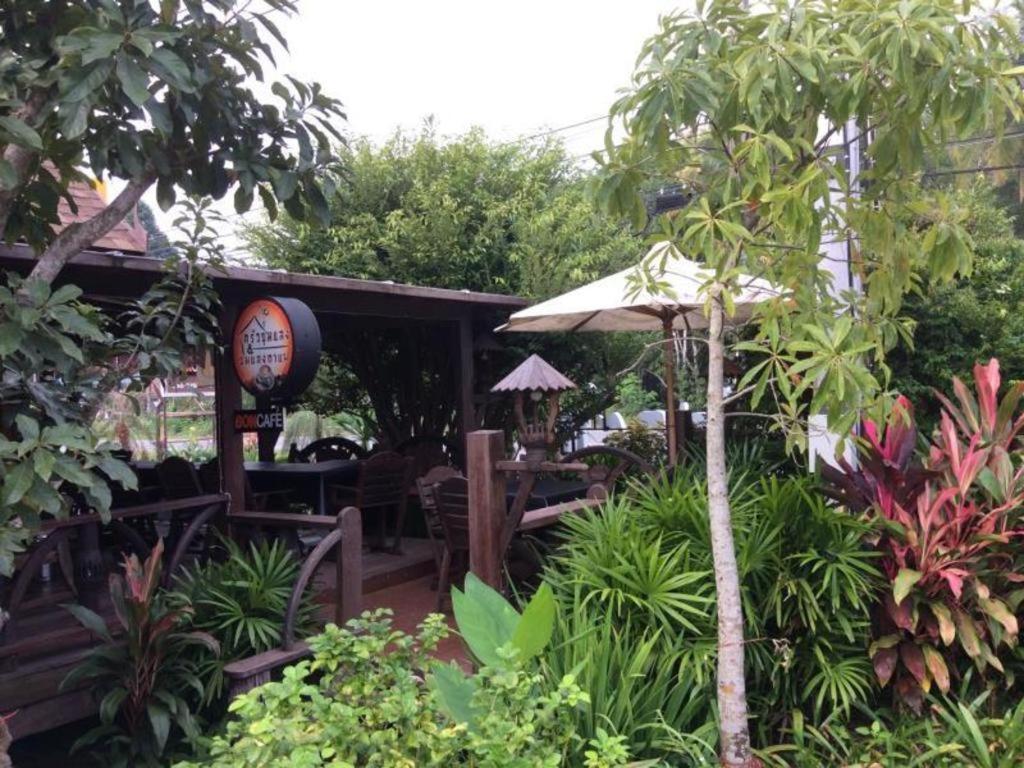Burilamplai Resort Thung Yai Exteriör bild