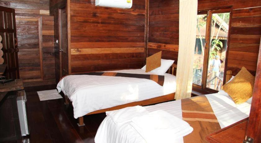 Burilamplai Resort Thung Yai Exteriör bild