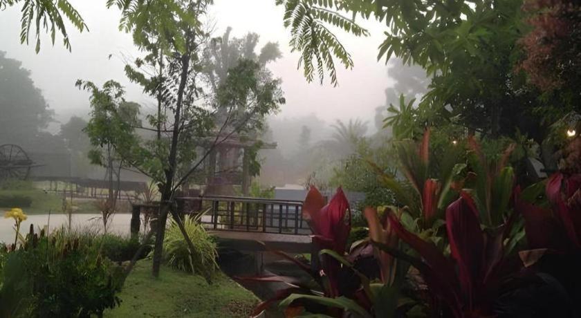 Burilamplai Resort Thung Yai Exteriör bild